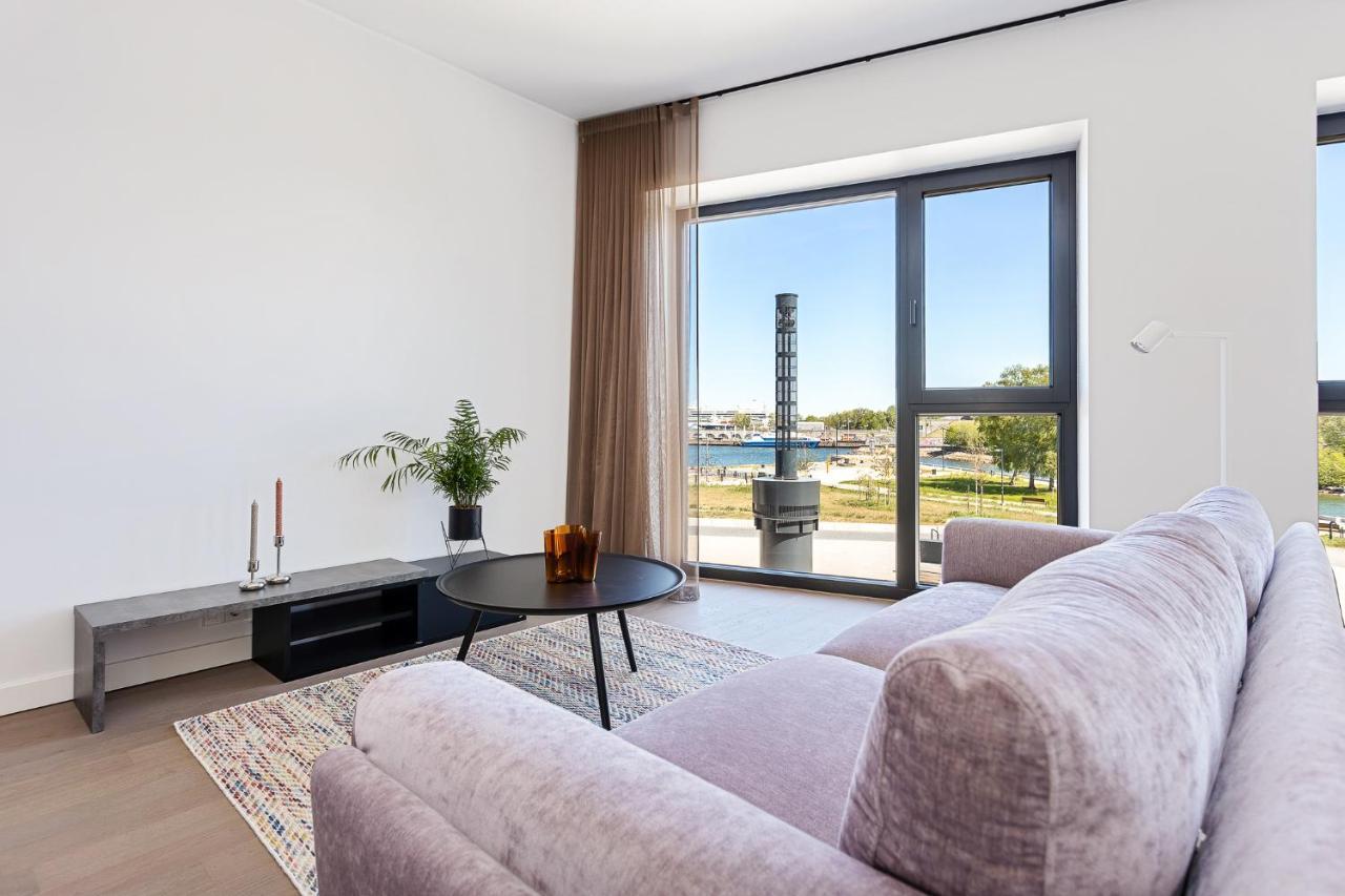 Sea View Family Apt In Unique Kalaranna District Талин Екстериор снимка