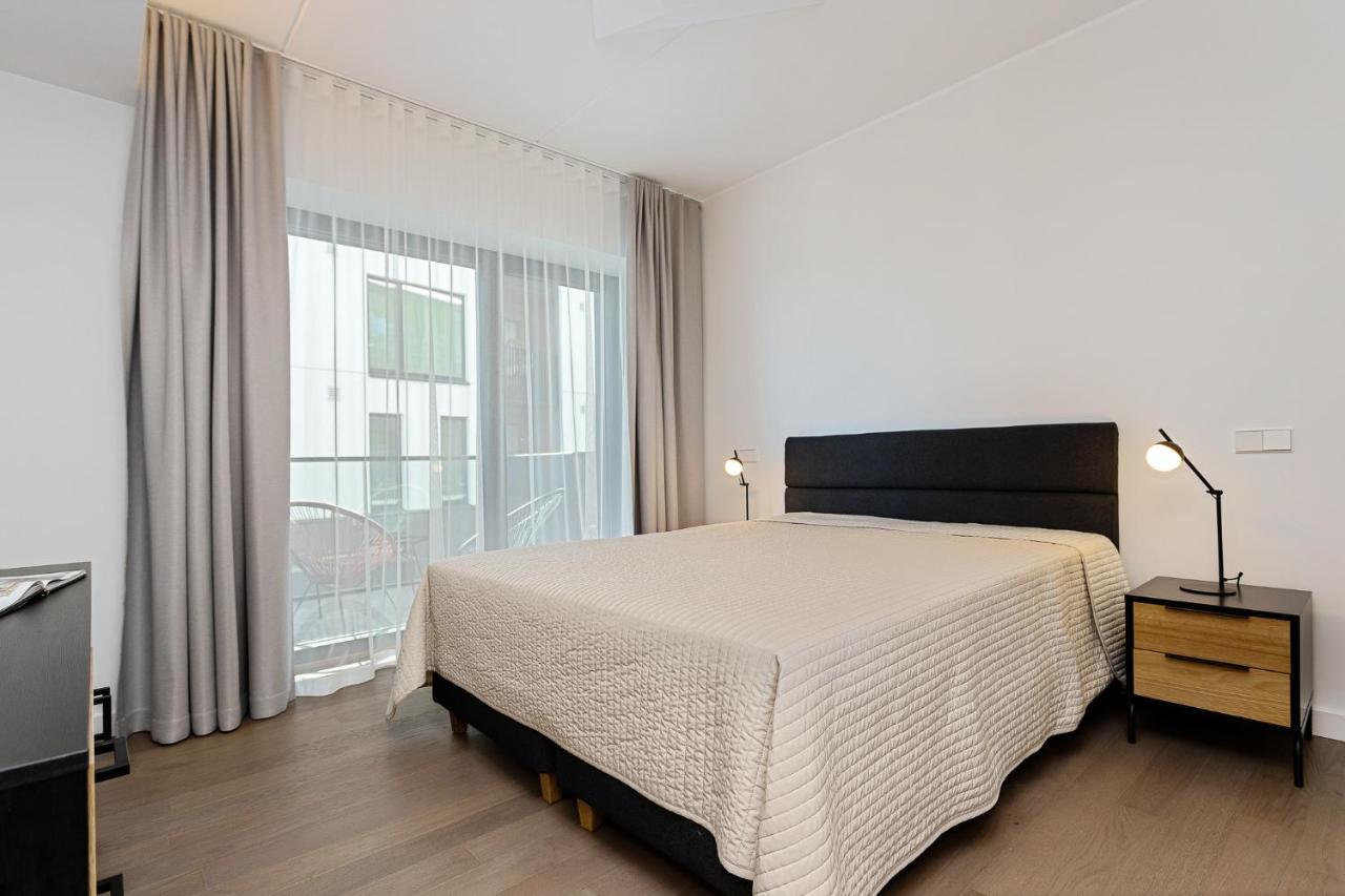 Sea View Family Apt In Unique Kalaranna District Талин Екстериор снимка