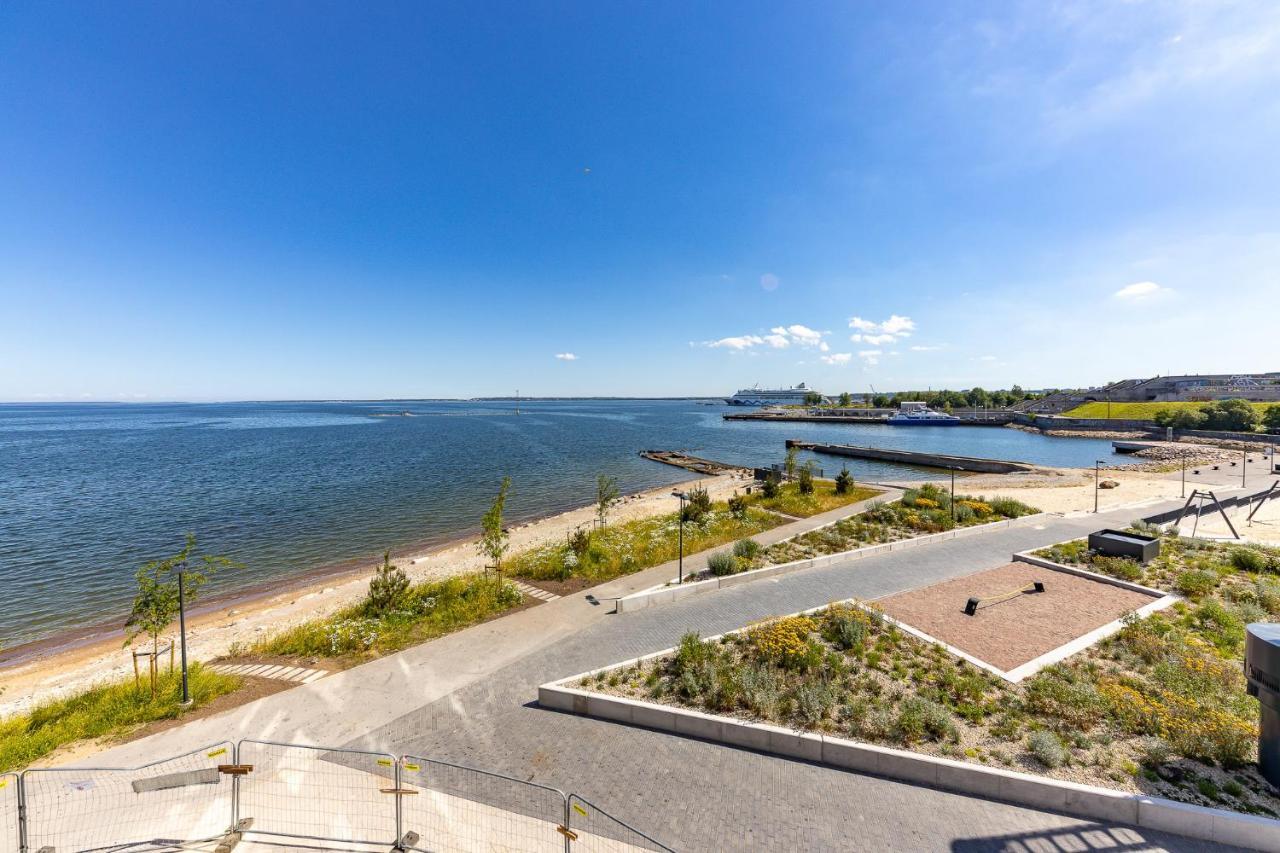 Sea View Family Apt In Unique Kalaranna District Талин Екстериор снимка